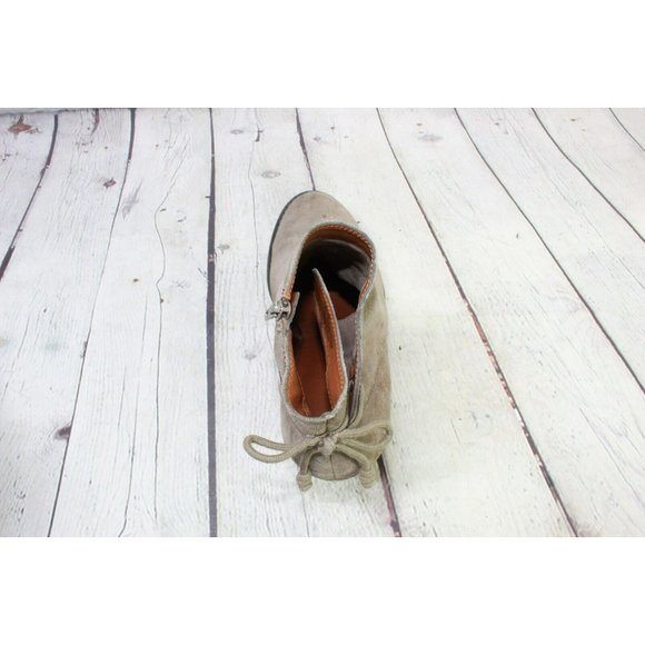 Lucky Brand Brown Suede Side Zip Round Toe Ankle Heeled Booties Size 8 M - Picture 7 of 10